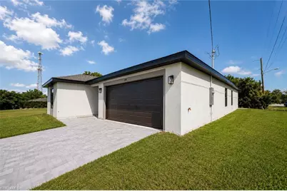 3105 9th St SW, Lehigh Acres, FL 33976 - Photo 2