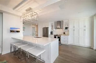 7515 Pelican Bay Blvd, Naples, FL 34108 - Photo 4