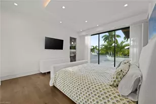 376 1st Ave N, Naples, FL 34102 - Photo 36