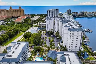410 Flagship Dr, Naples, FL 34108 - Photo 44