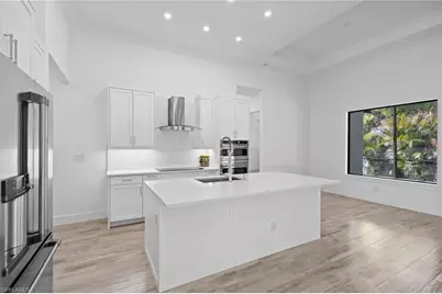 82 Tahiti Rd, Marco Island, FL 34145 - Photo 10