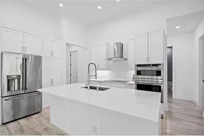 82 Tahiti Rd, Marco Island, FL 34145 - Photo 8
