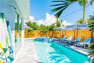 548 101st Ave, Naples, FL 34108 - Photo 1