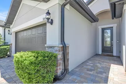 3049 Walnut Grove Ln, Alva, FL 33920 - Photo 2