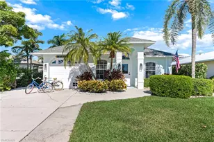 575 101st Ave N, Naples, FL 34108 - Photo 2