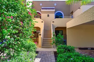 589 Beachwalk Cir, Naples, FL 34108 - Photo 22