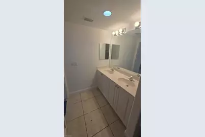 4172 Castilla Cir #103, Fort Myers, FL 33916 - Photo 10