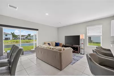 15364 Wildflower Cir, Naples, FL 34119 - Photo 4