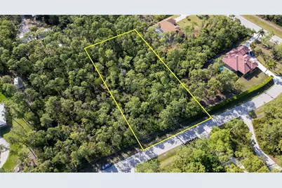 25188 Papillion Dr, Bonita Springs, FL 34135 - Photo 2