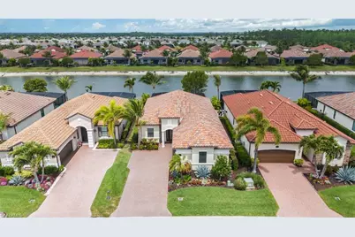 28062 Edenderry Ct, Bonita Springs, FL 34135 - Photo 2