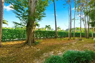 9570 Crescent Garden Dr, Naples, FL 34109 - Photo 28