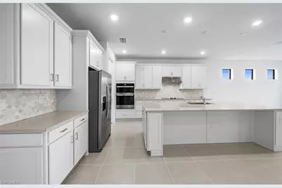 17032 Bishop Blvd, Alva, FL 33920 - Photo 12