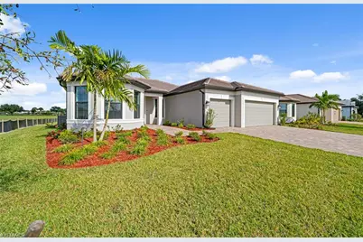 17032 Bishop Blvd, Alva, FL 33920 - Photo 2