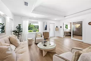 1274 Pine Ct, Naples, FL 34102 - Photo 6