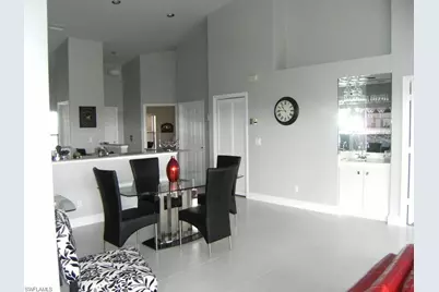 230 Vintage Cir #504, Naples, FL 34119 - Photo 6