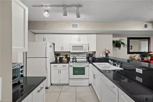 1835 Florida Club Cir, Naples, FL 34112 - Photo 8