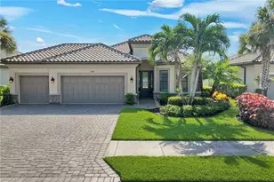 8362 Viale Cir, Naples, FL 34114 - Photo 1