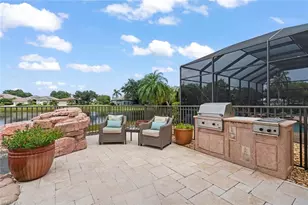 7904 Glenfinnan Cir, Fort Myers, FL 33912 - Photo 6