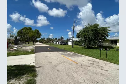 3805/3807 SE 15th Pl, Cape Coral, FL 33904 - Photo 22