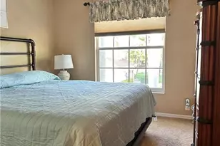 354 Dover Pl, Naples, FL 34104 - Photo 4