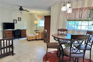 354 Dover Pl, Naples, FL 34104 - Photo 2