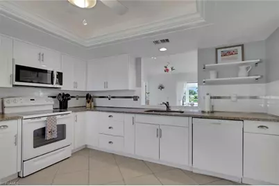 147 Round Key Cir #P1, Naples, FL 34112 - Photo 16