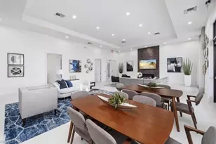 7553 Carnegie Way, Naples, FL 34119 - Photo 16