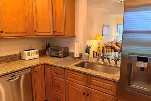 1700 Pine Valley Dr, Fort Myers, FL 33907 - Photo 4
