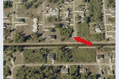2501 34th St SW, Lehigh Acres, FL 33976 - Photo 4
