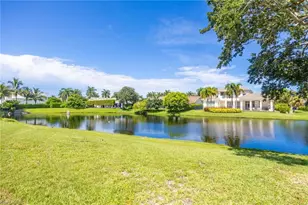 4651 West Blvd, Naples, FL 34103 - Photo 38
