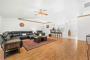 570 22nd St NE, Naples, FL 34120 - Photo 12