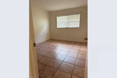 4290 Gulfstream Dr #12, Naples, FL 34112 - Photo 8