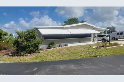 4712 Tahiti Dr, Bonita Springs, FL 34134 - Photo 2