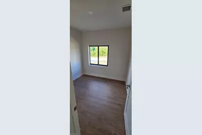 1016 Butler St E, Lehigh Acres, FL 33974 - Photo 8