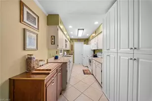 19016 Murcott Dr E, Fort Myers, FL 33967 - Photo 10