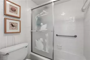 1086 Forest Lakes Dr, Naples, FL 34105 - Photo 26