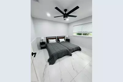 4439 Parrot Ave, Naples, FL 34104 - Photo 10