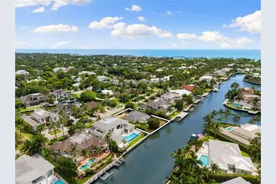 605 21st Ave S, Naples, FL 34102 - Photo 8