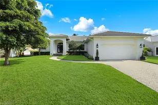 8748 S Lake Cir, Fort Myers, FL 33908 - Photo 1