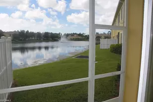 1400 Mariposa Cir, Naples, FL 34105 - Photo 2