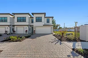 27818 Solis Grande Dr, Bonita Springs, FL 34135 - Photo 1