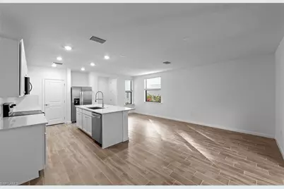 27832 Solis Grande Dr, Bonita Springs, FL 34135 - Photo 16