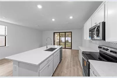 27832 Solis Grande Dr, Bonita Springs, FL 34135 - Photo 14
