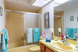 6040 Lancewood Way, Naples, FL 34116 - Photo 12