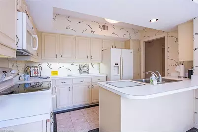 4051 Gulf Shore Blvd N #706, Naples, FL 34103 - Photo 6