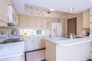 4051 Gulf Shore Blvd N, Naples, FL 34103 - Photo 6