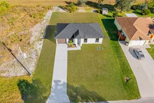 556 Woodview Dr, Lehigh Acres, FL 33972 - Photo 30
