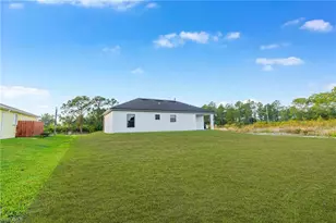 556 Woodview Dr, Lehigh Acres, FL 33972 - Photo 26