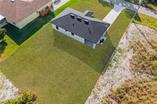 556 Woodview Dr, Lehigh Acres, FL 33972 - Photo 28