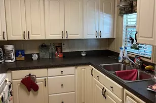 281 Lime Key Ln, Naples, FL 34114 - Photo 4
